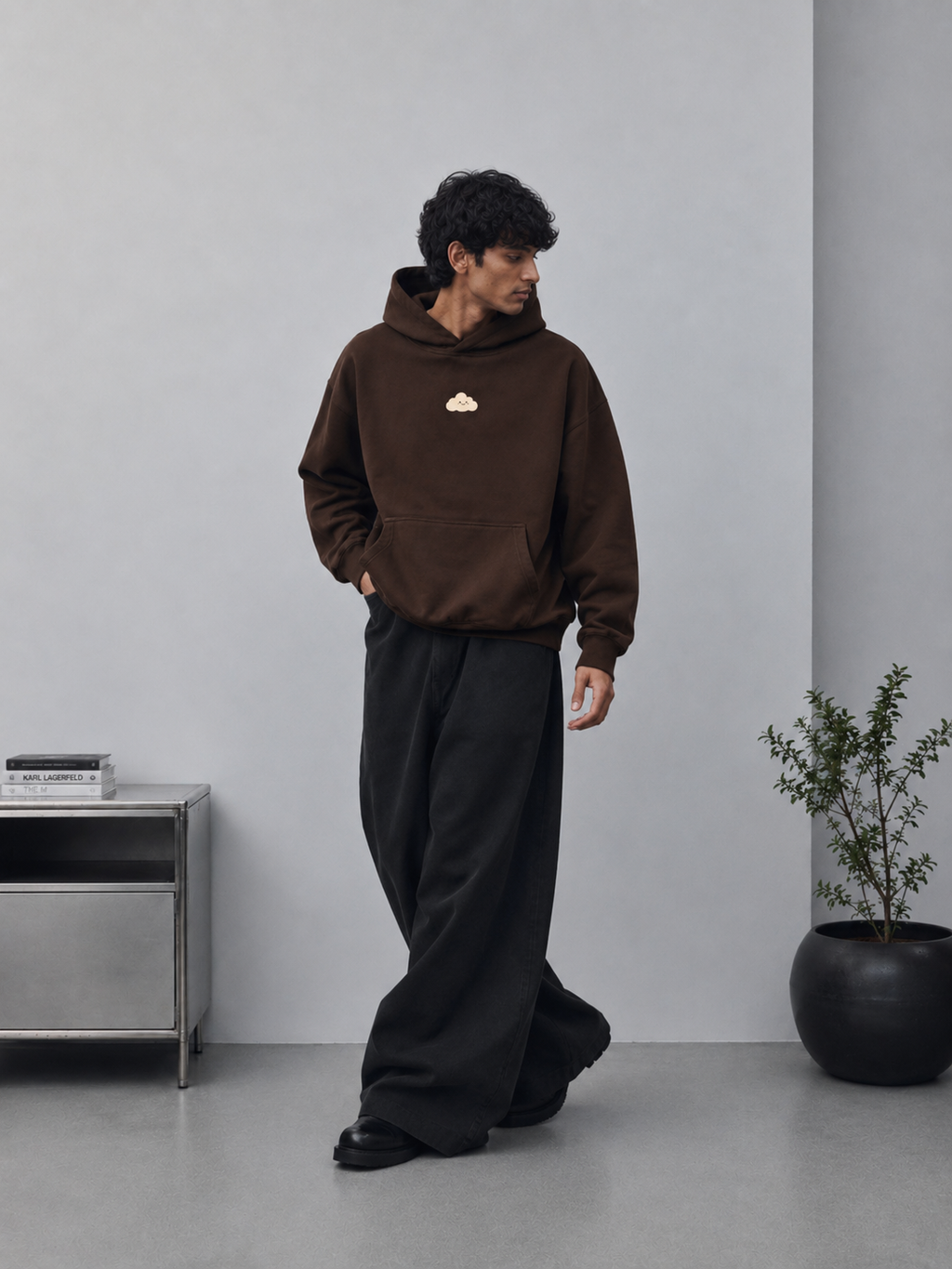 AWAY GO-TO HOODIE IN BROWN