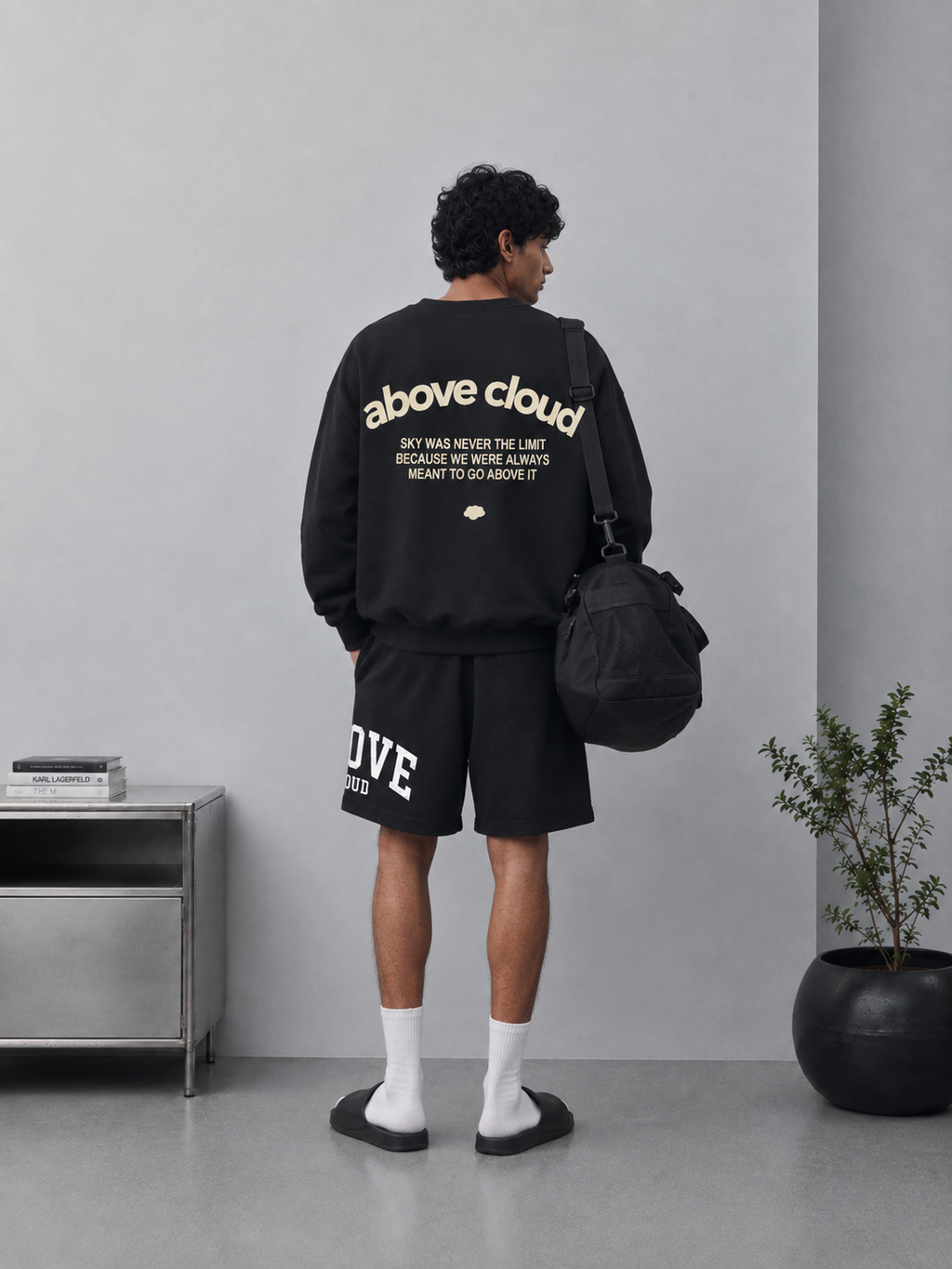 AWAY GO-TO SHORT IN BLACK